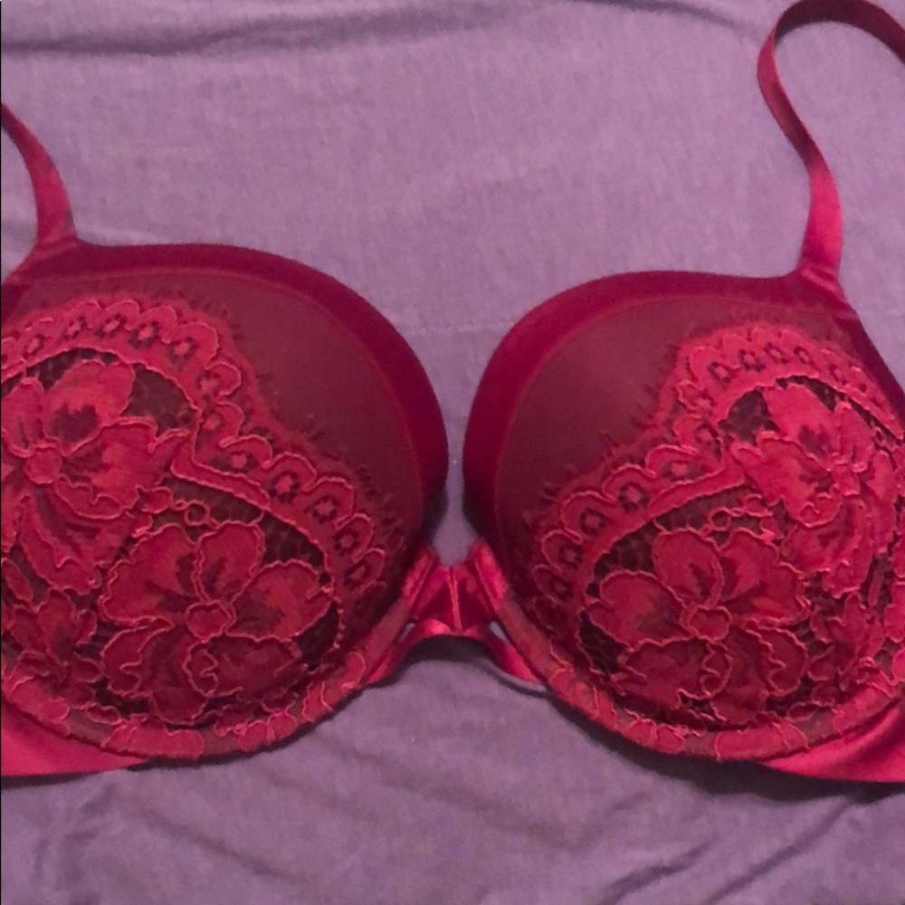 EUC Victoria Secret Very Sexy Push up 38C